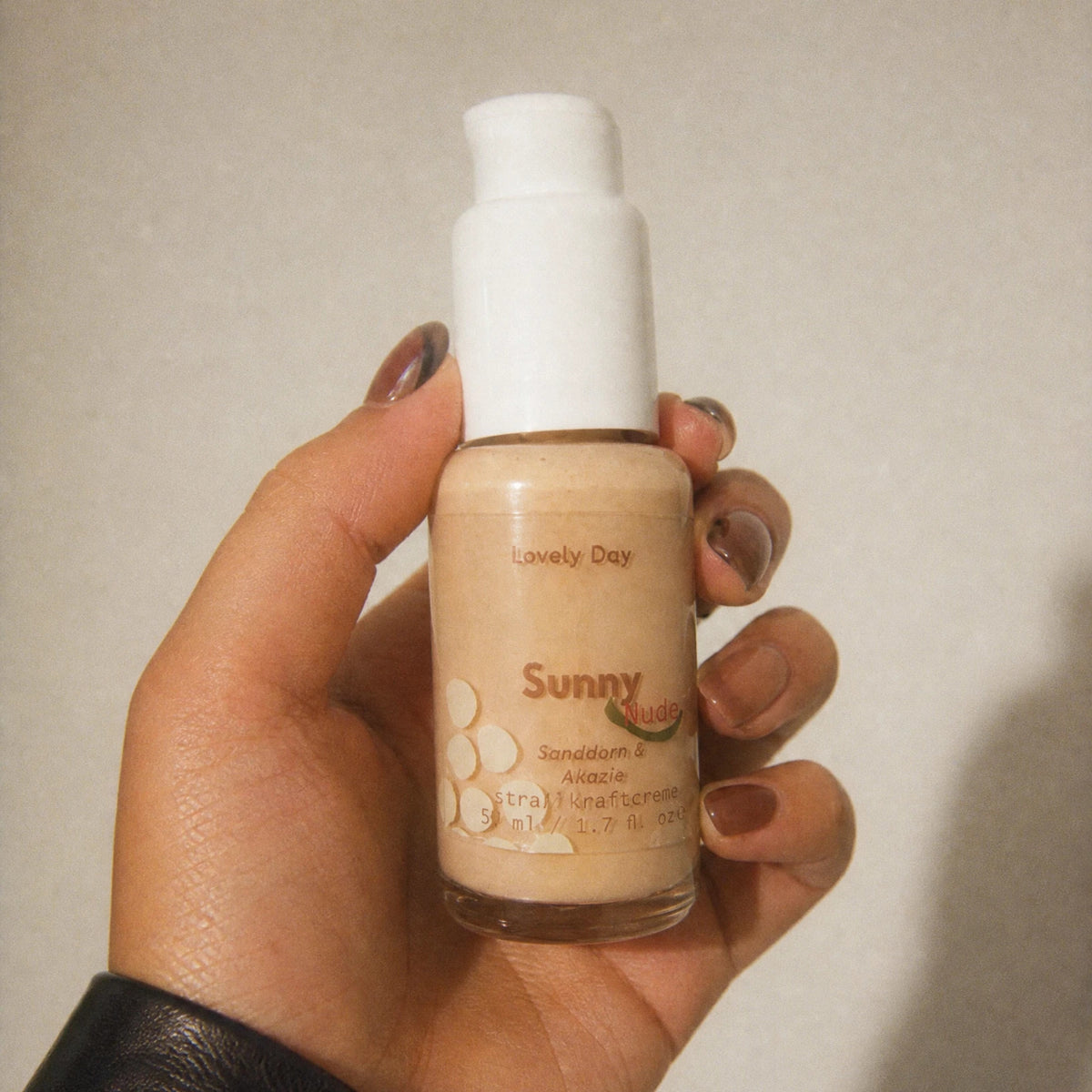 Lovely Day Sunny Strahlkraftcreme mit Akazie und Sanddorn Bild 8